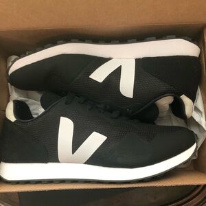 Veja Sneakers - NWT